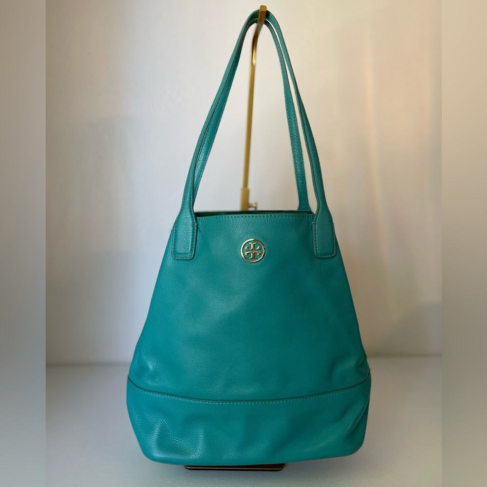 Tory Burch Hand Bag/Shoulder bag in Blue Turquoise